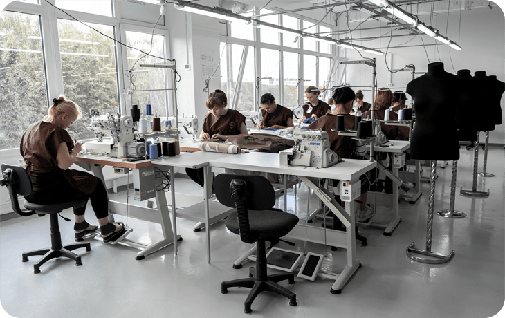 Пошив одежды на заказ в Москве недорого