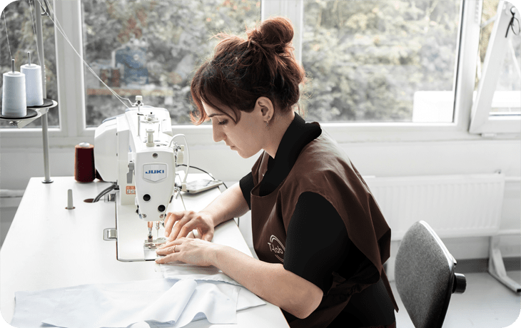 Пошив корпоративной одежды оптом на заказ